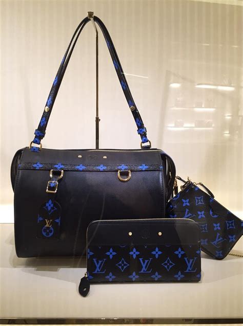 valigia louis vuitton blu|Louis Vuitton luggage.